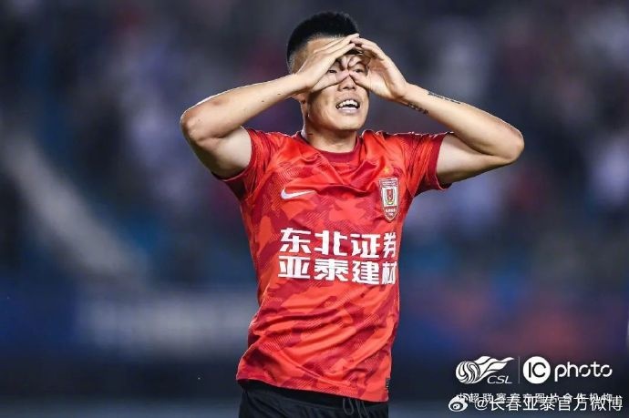 From Hangzhou Asian Games to Dalian veteran Tan long seamless docking national football warm-up match